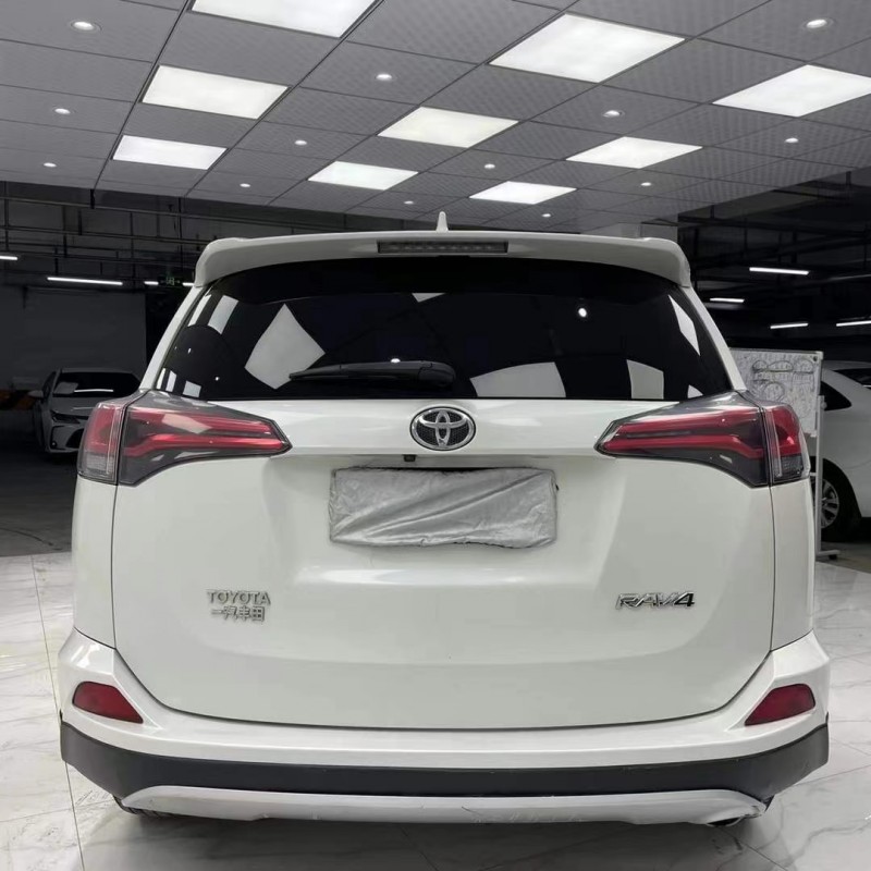 成都16年丰田RAV45