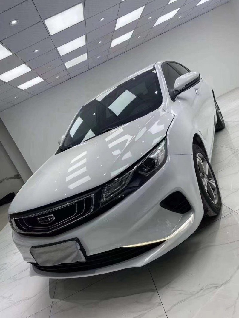 成都19年吉利帝豪2