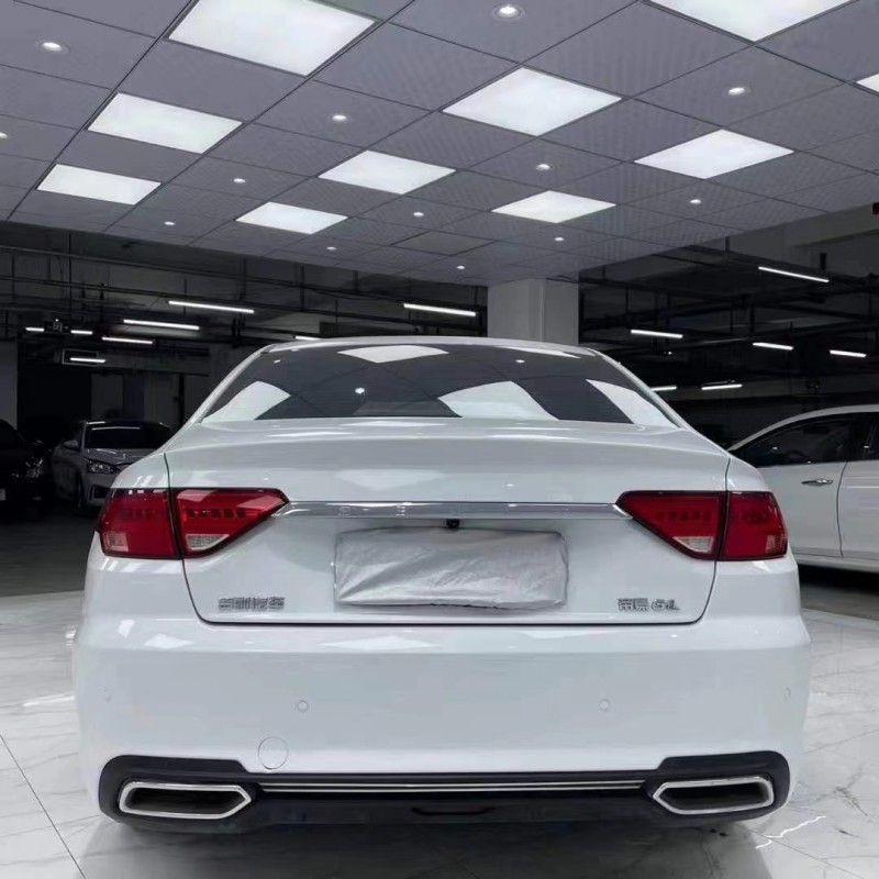 成都19年吉利帝豪5