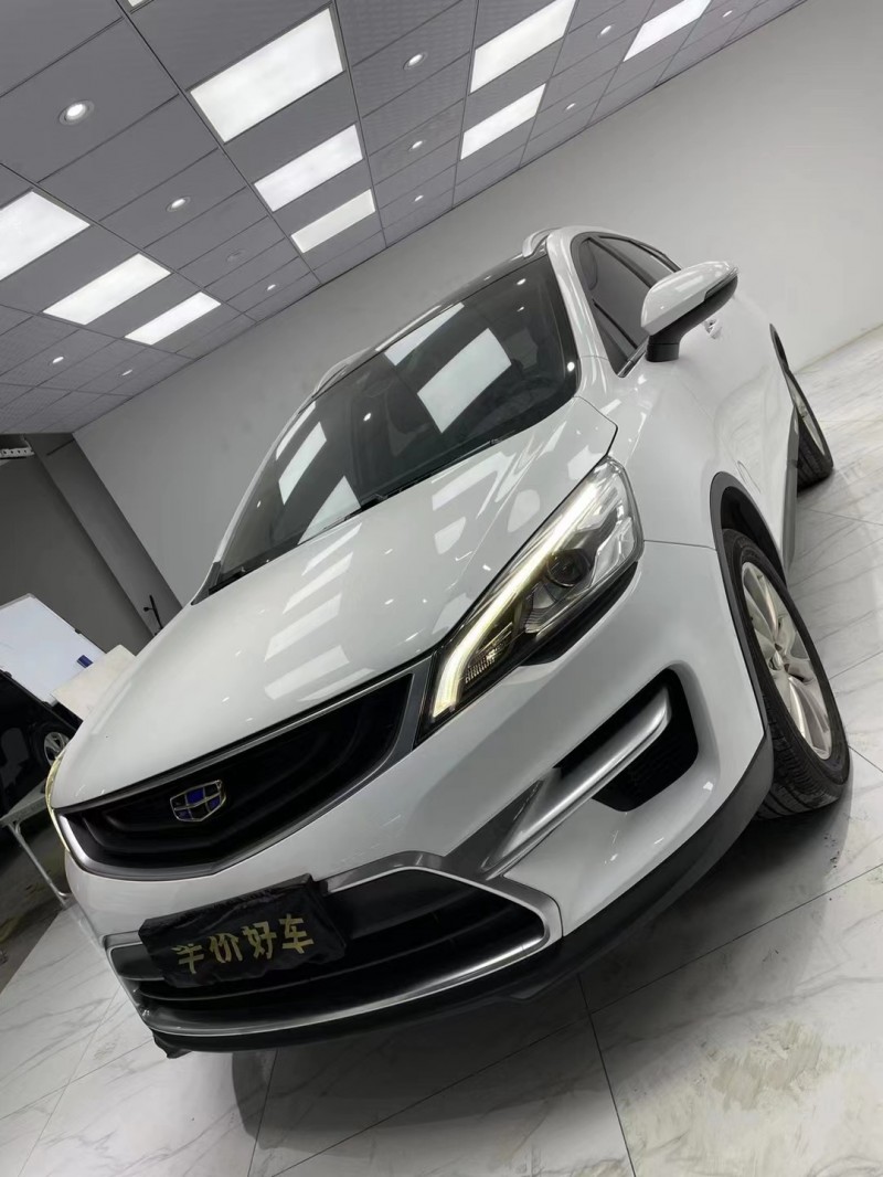 成都18年吉利帝豪2