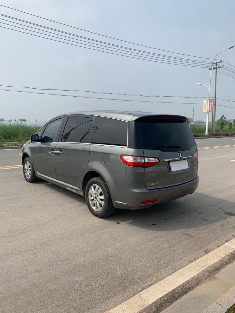 徐州15年纳智捷大7 MPV4
