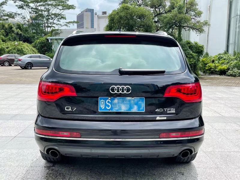 深圳13年奥迪Q71