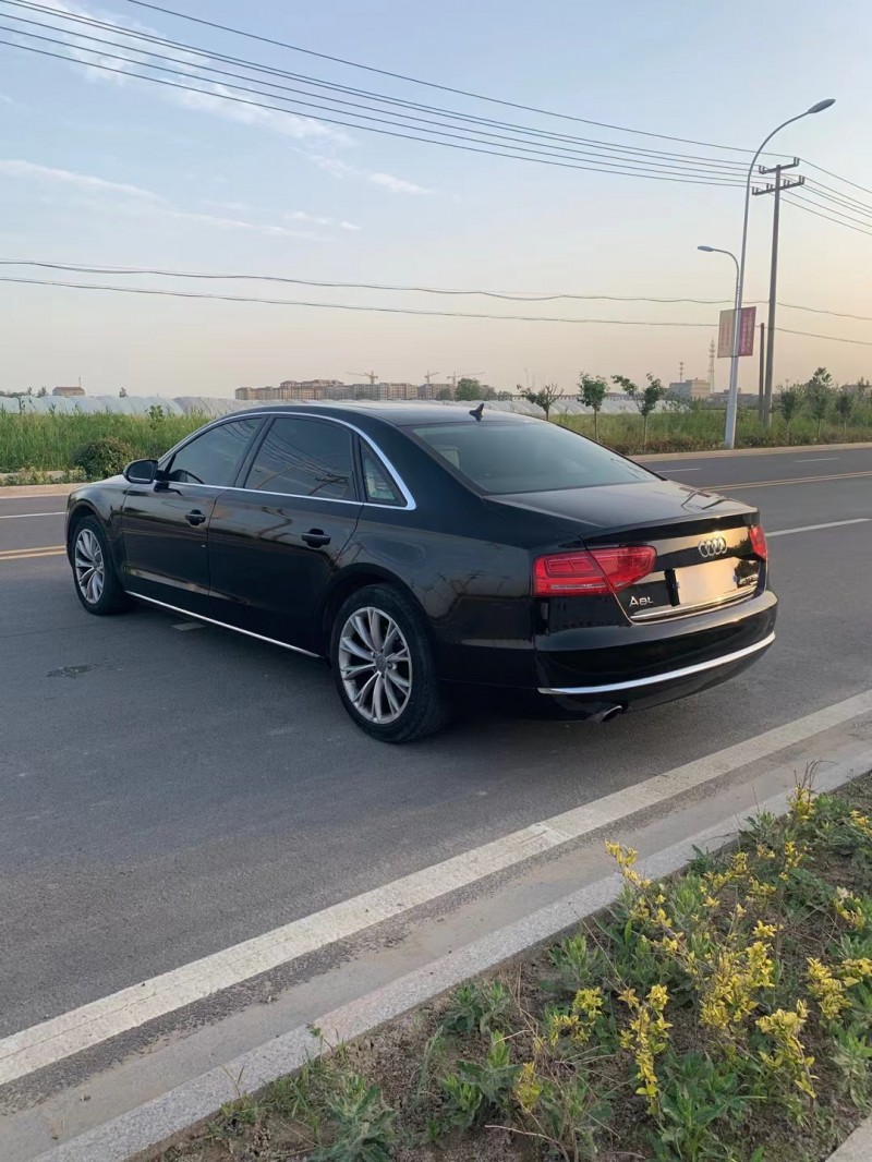 徐州14年奥迪A8L4