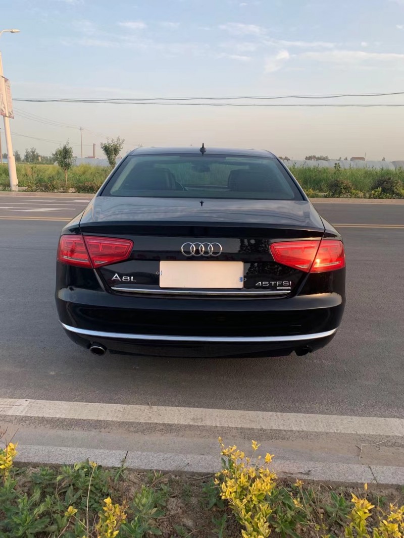 徐州14年奥迪A8L9