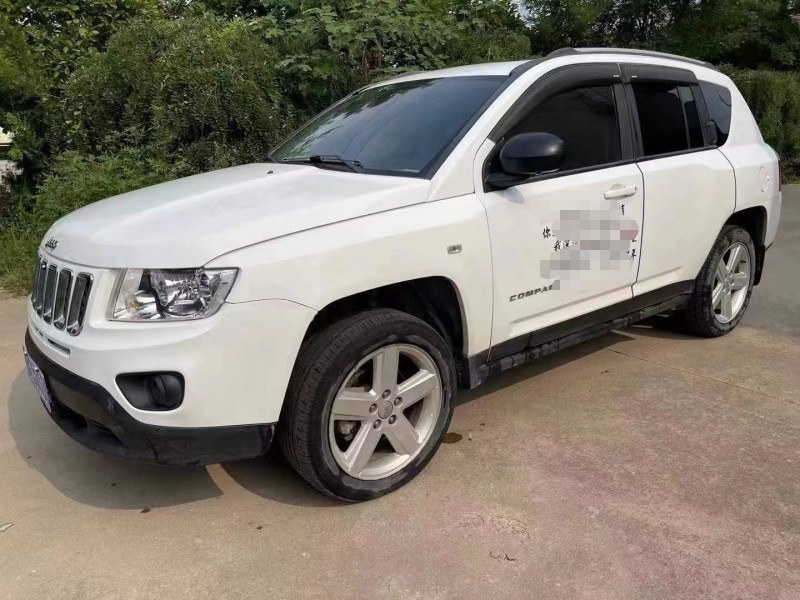 泰安12年Jeep指南者2