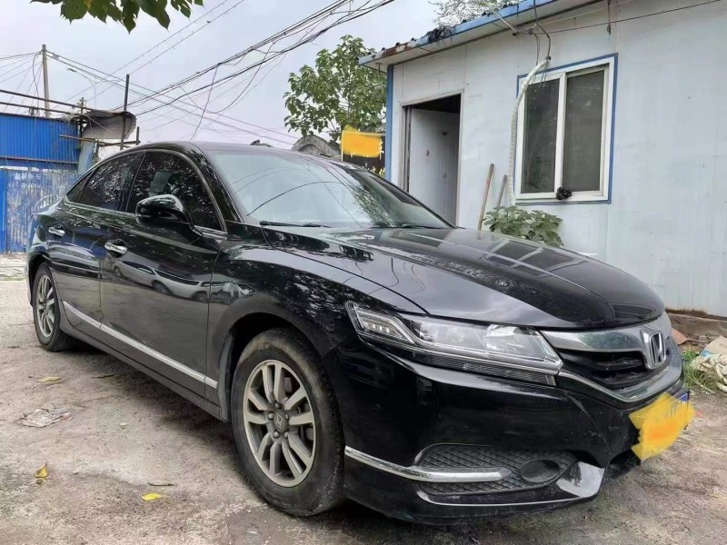 泰安17年本田思铂睿2