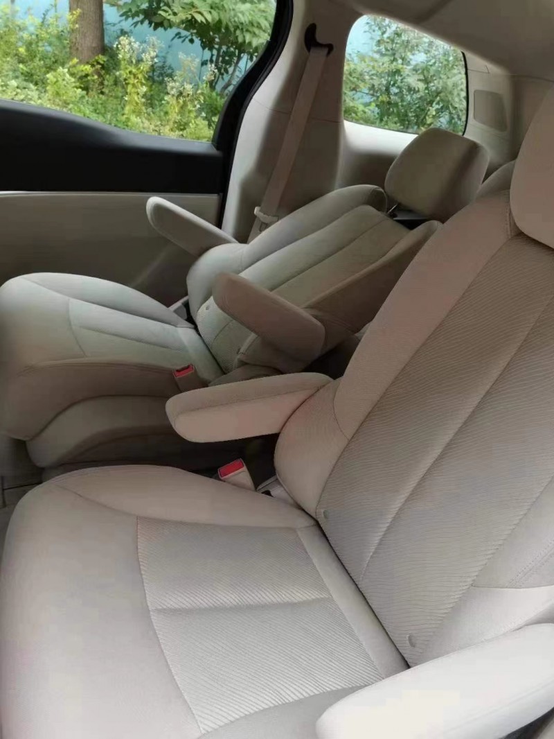 成都21年别克GL86