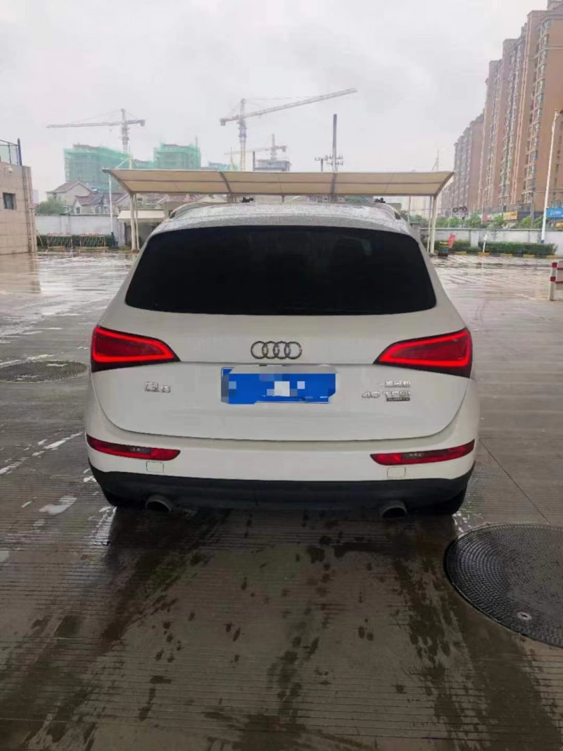 阜陽15年奧迪Q59