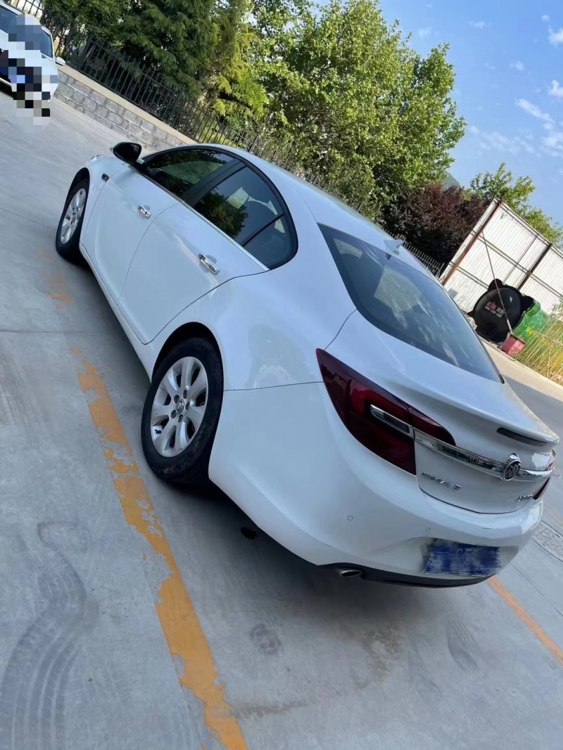 烟台15年别克君威8