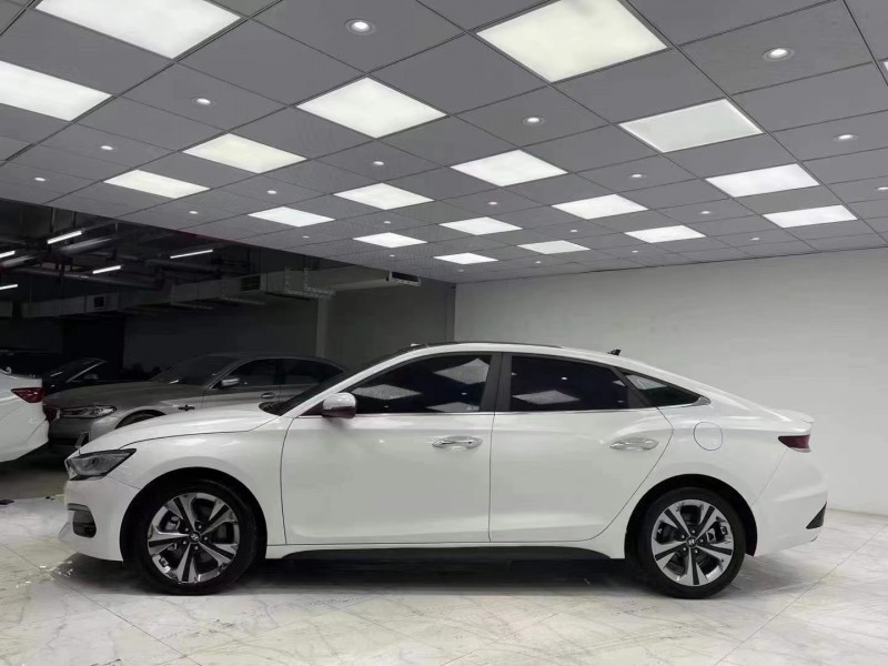 成都20年现代菲斯塔3