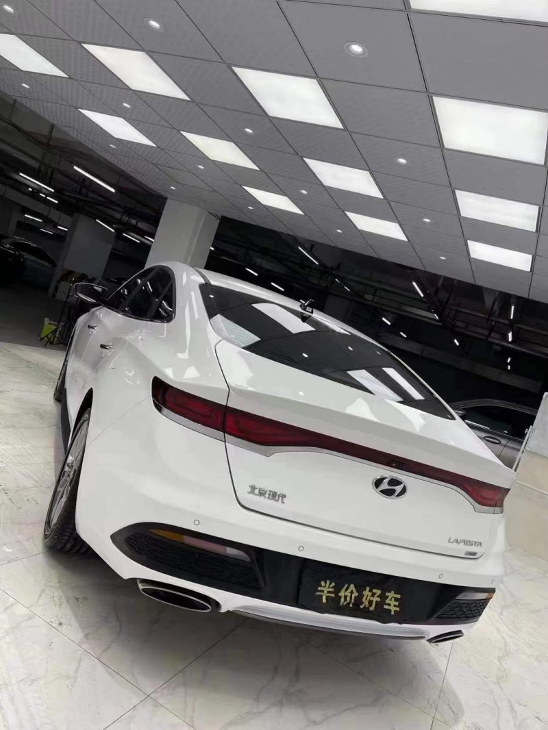 成都20年现代菲斯塔4