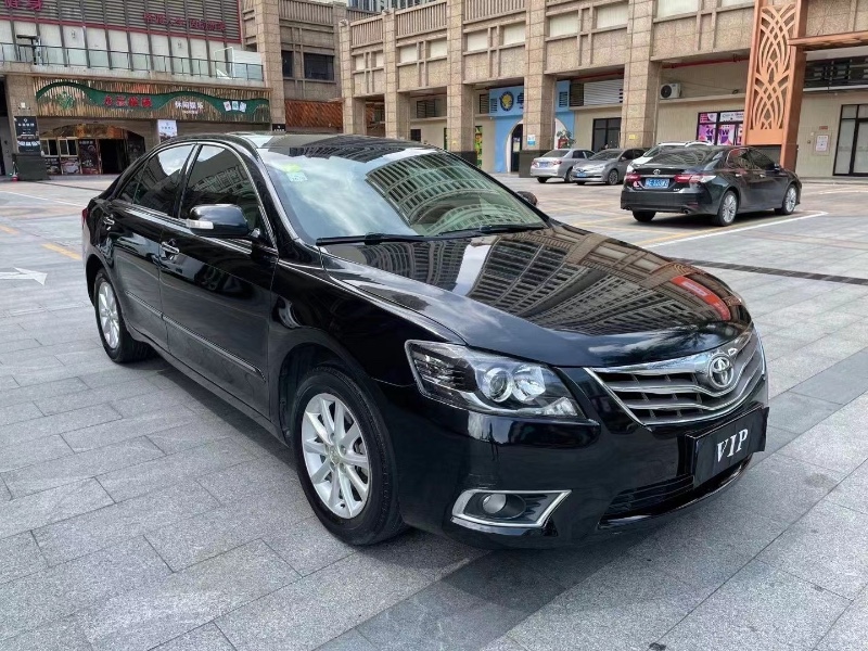 佛山14年丰田凯美瑞4