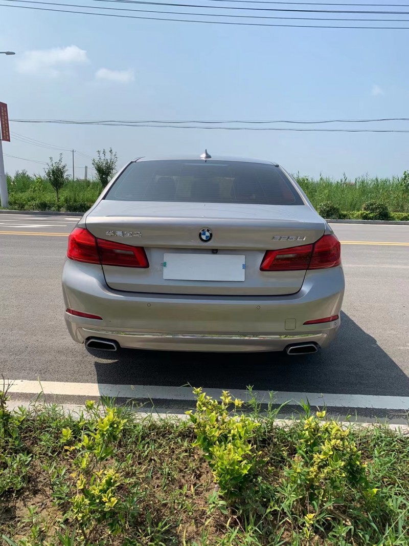 徐州18年宝马5系9