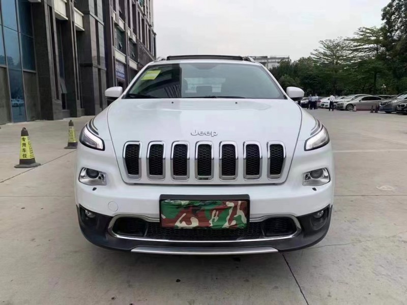 廣州21年Jeep自由光1