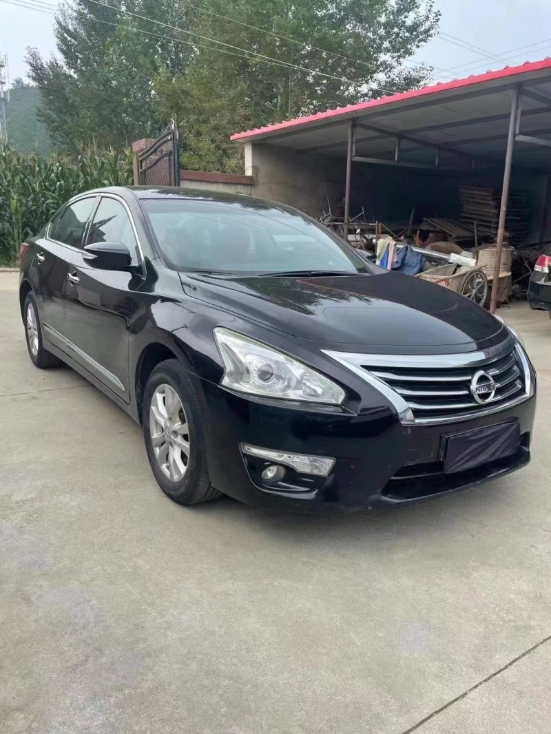 邯鄲16年日產天籟3