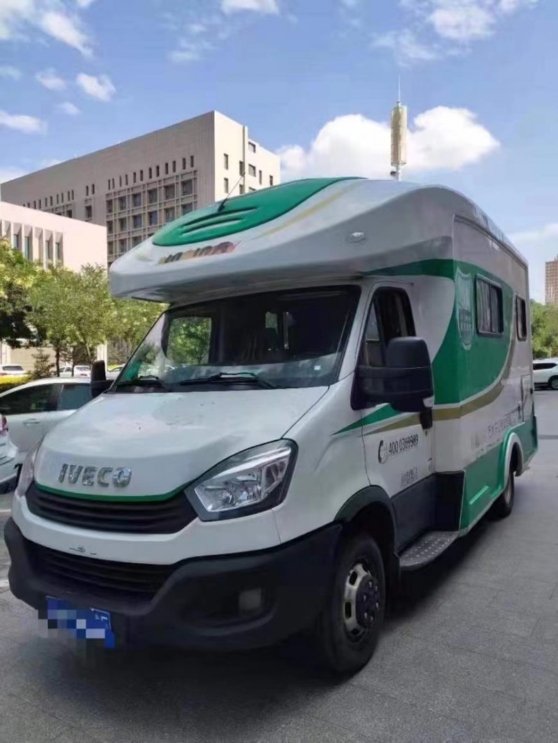 長沙19年依維柯房車1