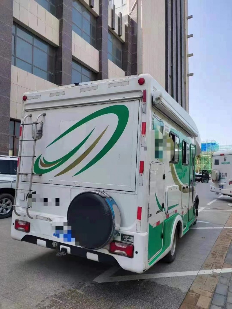 長沙19年依維柯房車7