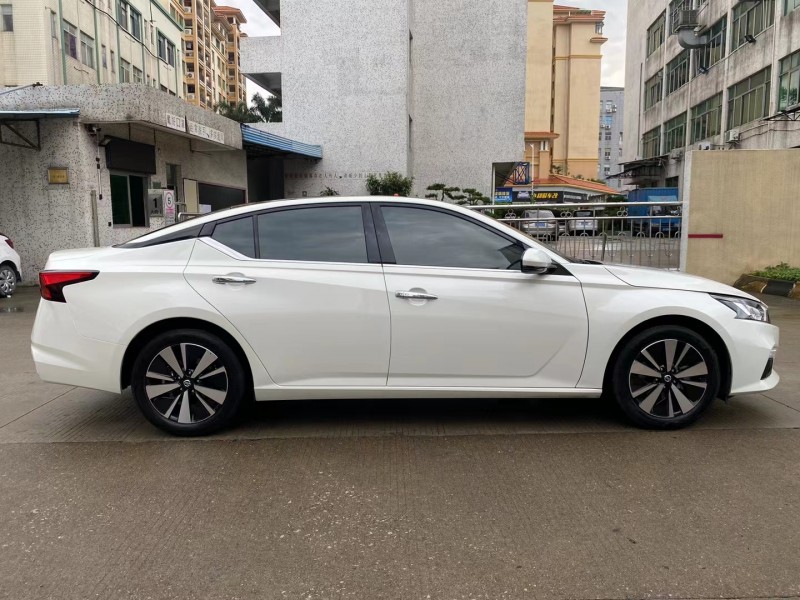 中山21年日產天籟3