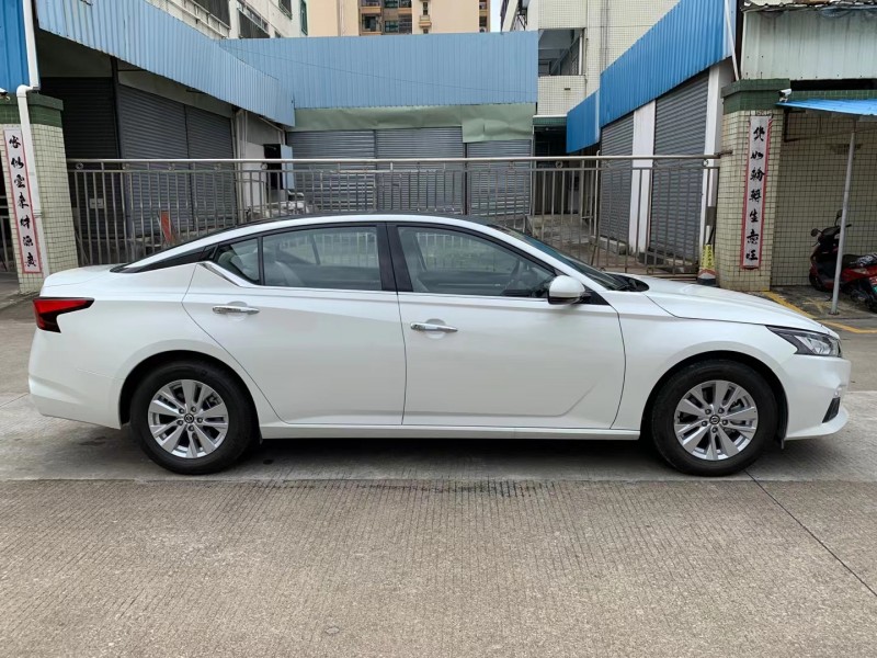 中山20年日產天籟6