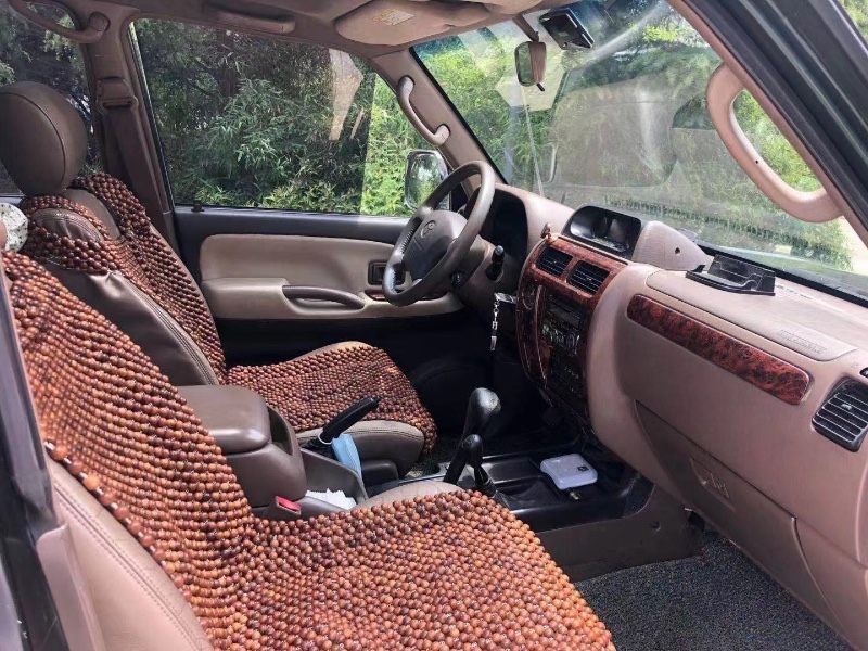 青岛03年丰田兰德酷路泽4