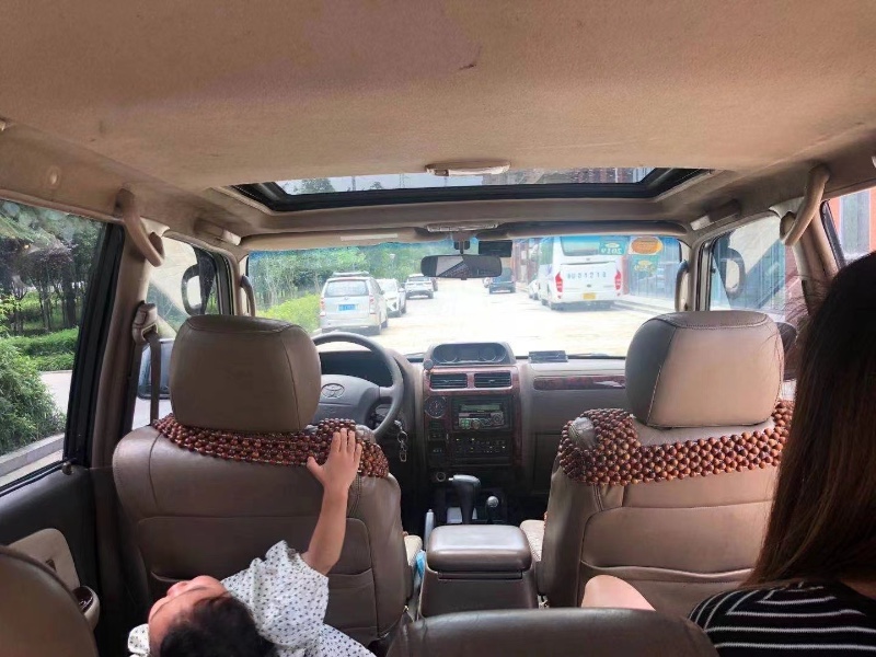 青岛03年丰田兰德酷路泽3