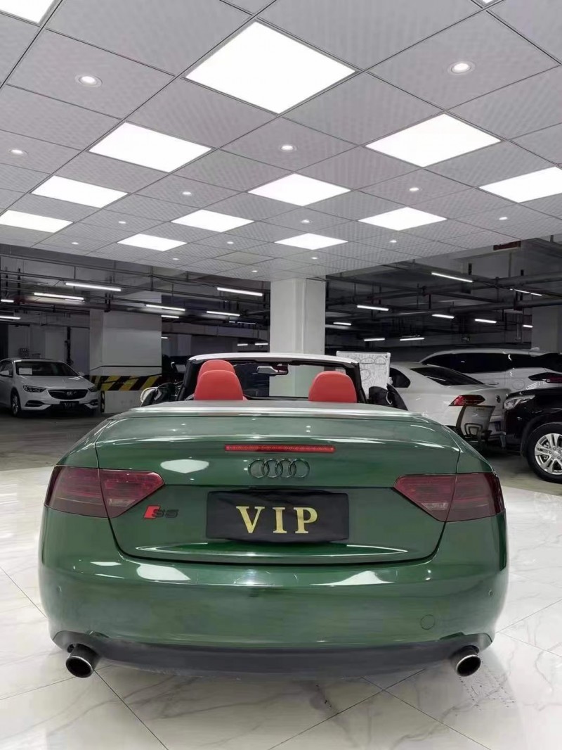 成都11年奥迪A56