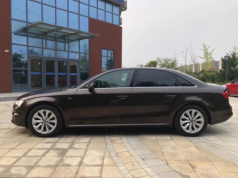 青岛15年奥迪A4L6