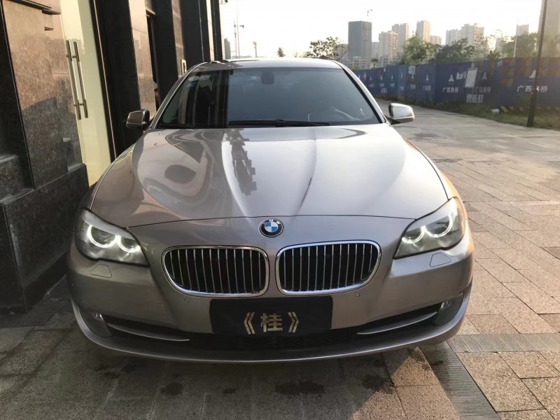 南寧12年寶馬5系1