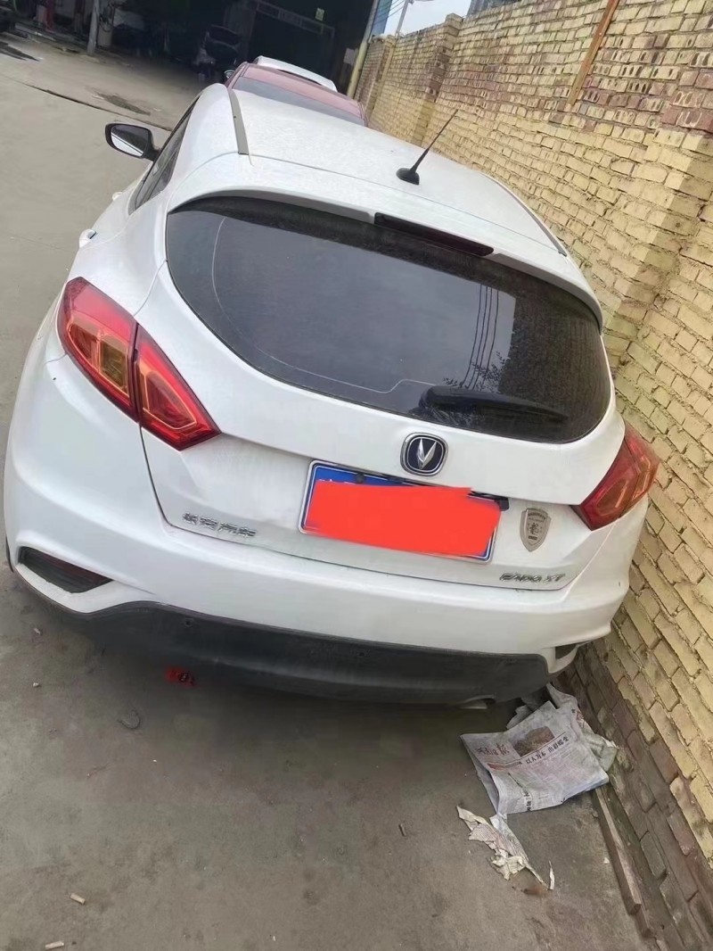 洛陽15年長安汽車逸動6