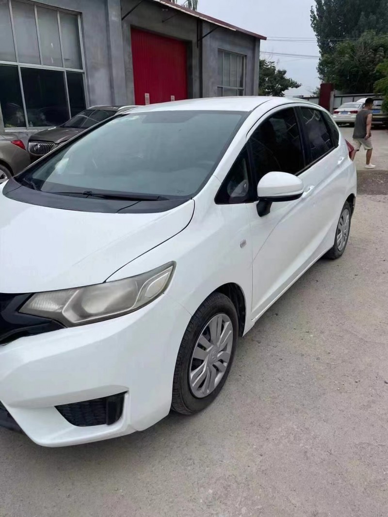 枣庄16年本田飞度3