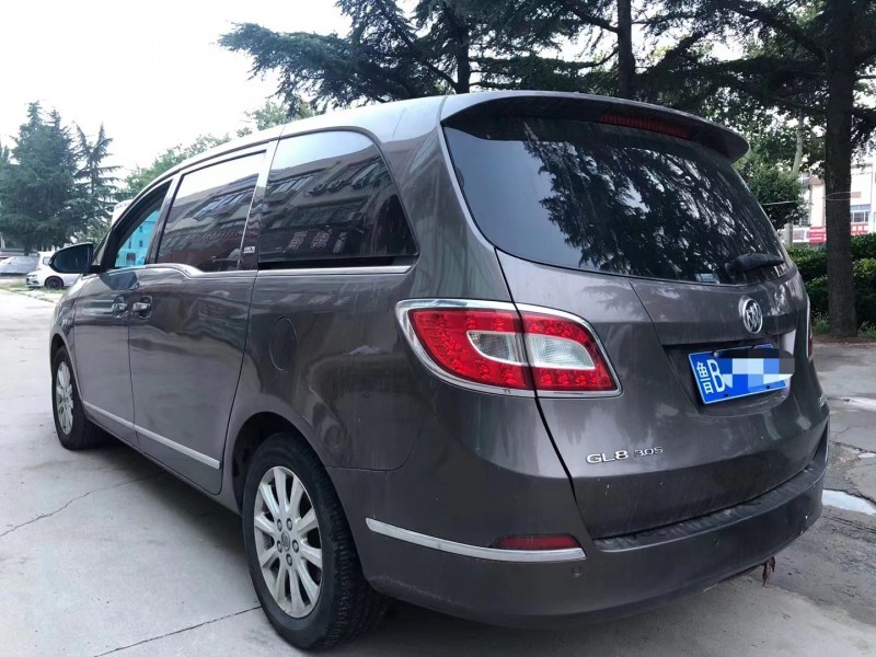 枣庄12年别克GL88