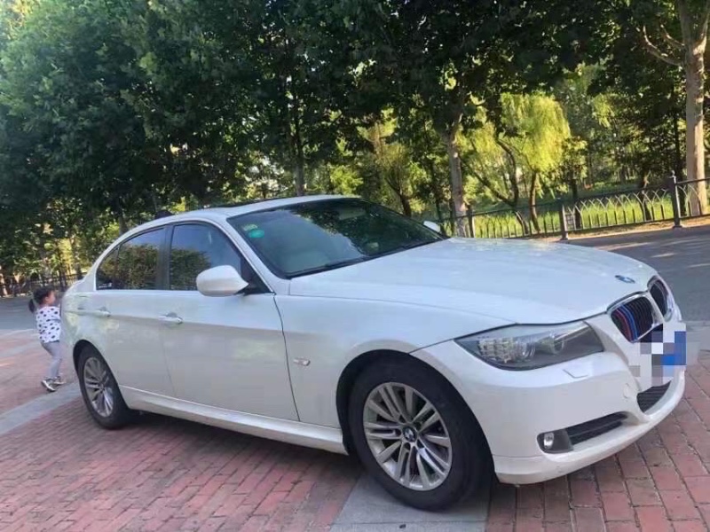 青岛11年宝马3系7