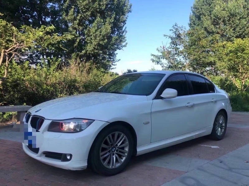 青岛11年宝马3系9