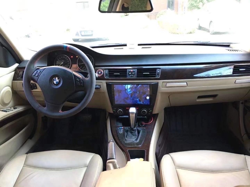 青岛11年宝马3系4