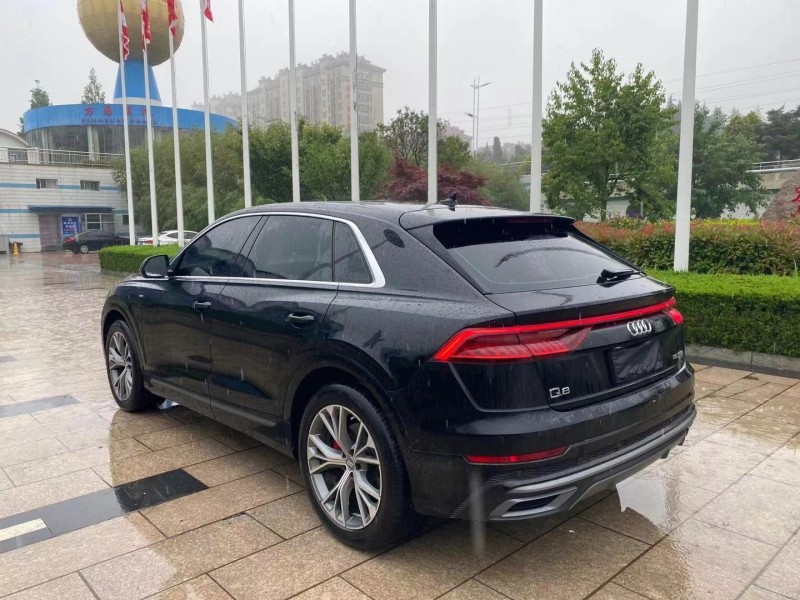 枣庄20年奥迪Q88