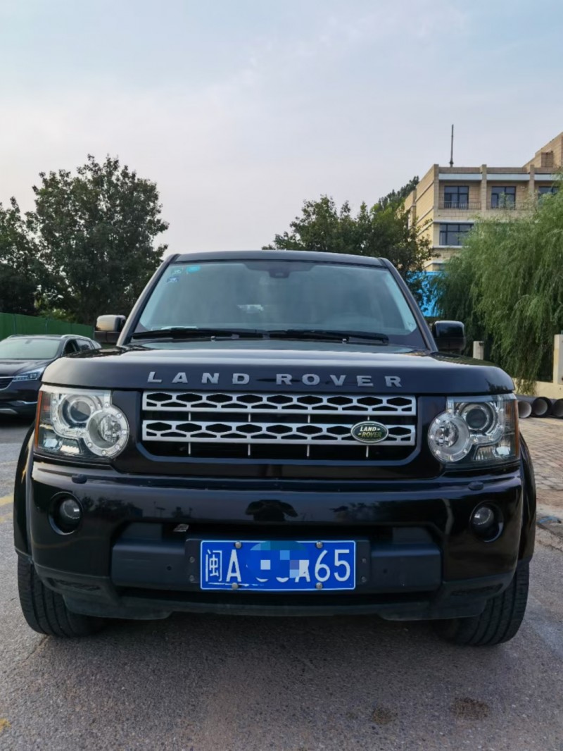 青岛11年路虎发现49