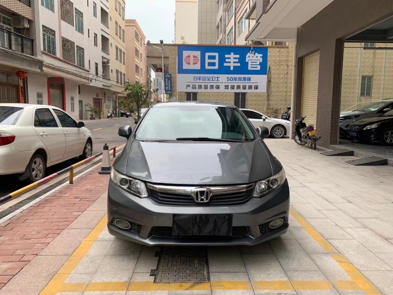 广州12年本田思域1