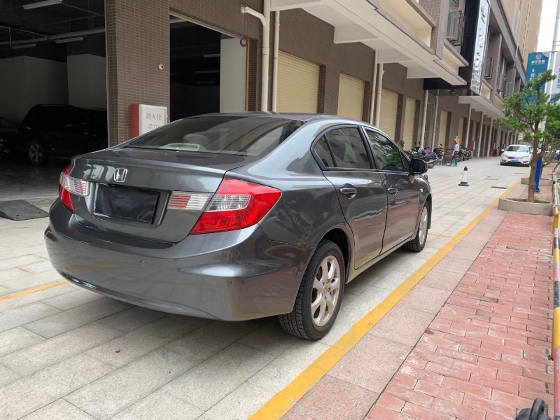 广州12年本田思域8