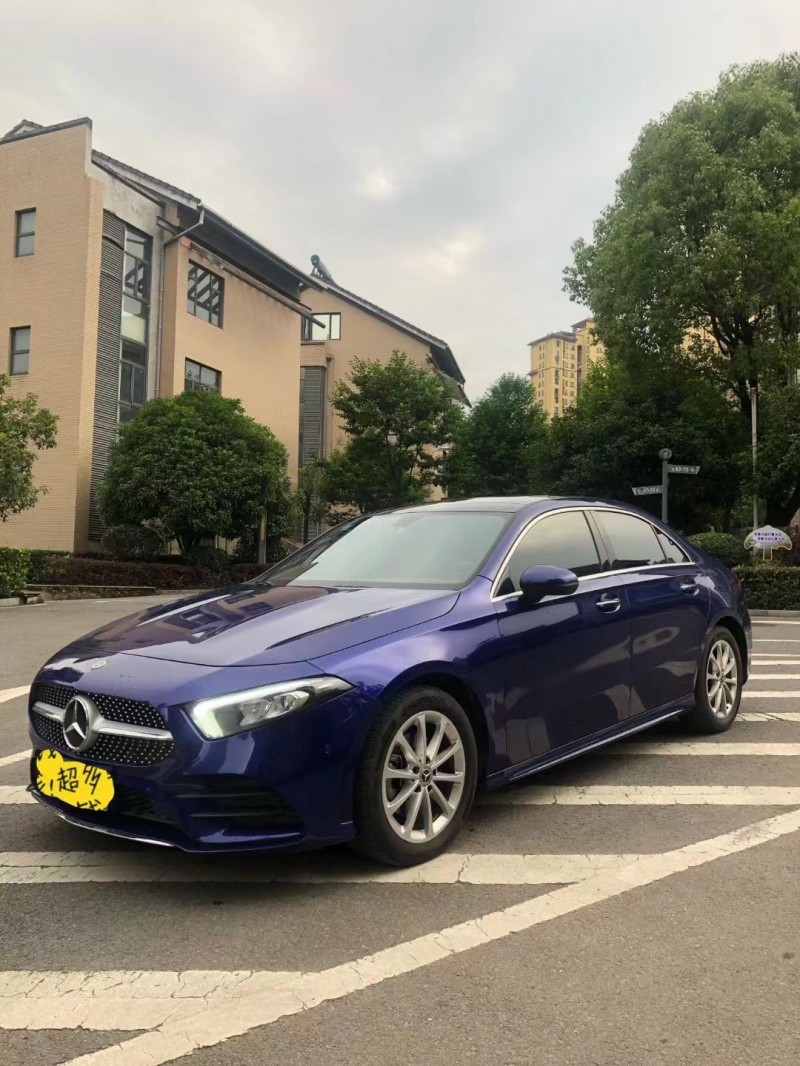 九江20年奔馳A8