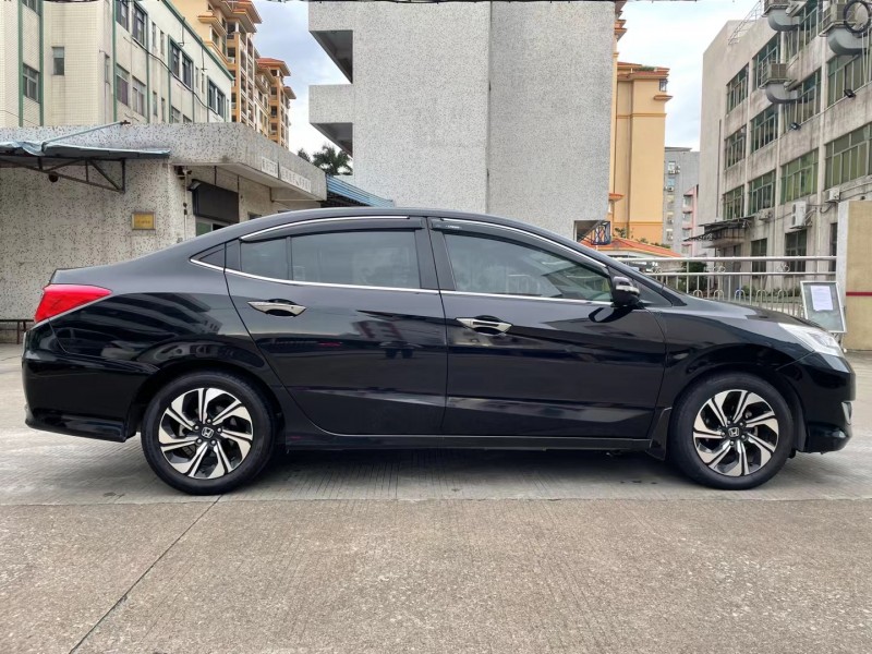 中山18年本田凌派2