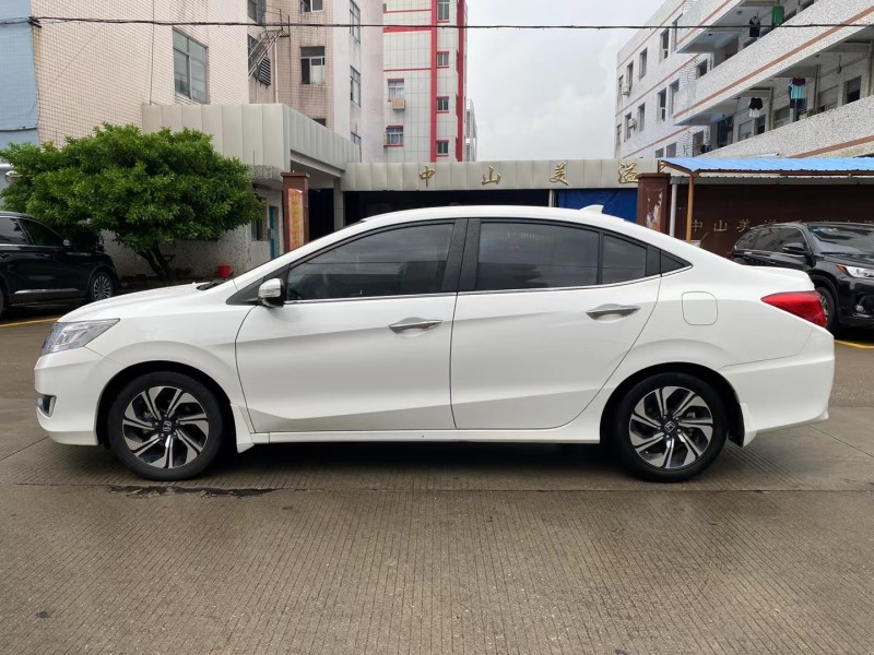 中山18年本田凌派2