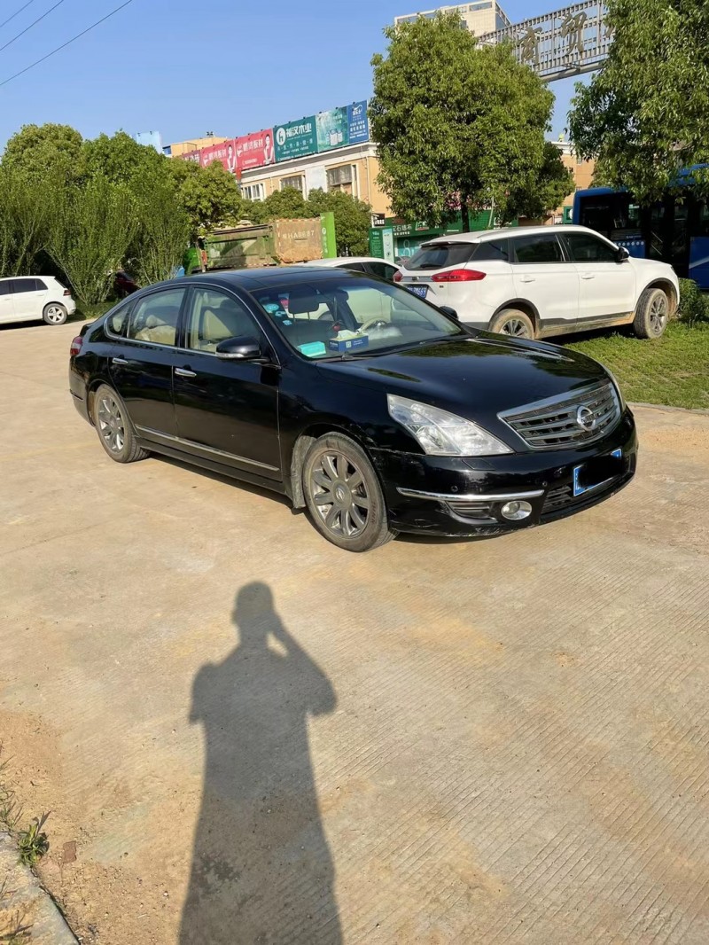 安慶10年日產天籟3