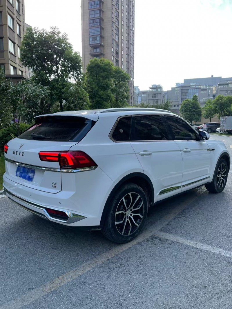 阜陽17年眾泰大邁X76