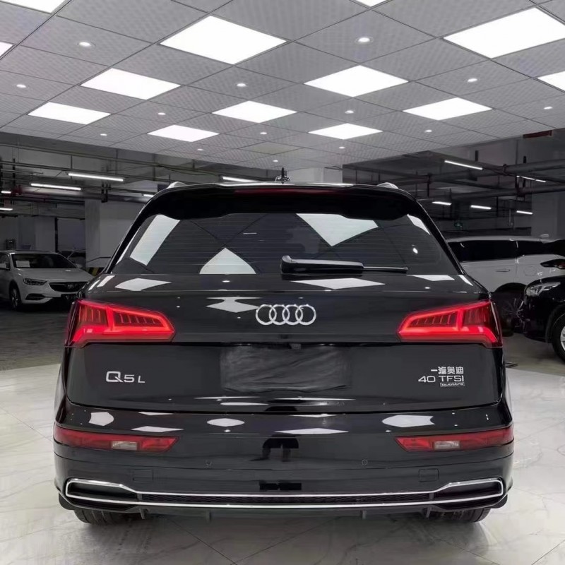 成都20年奥迪Q55