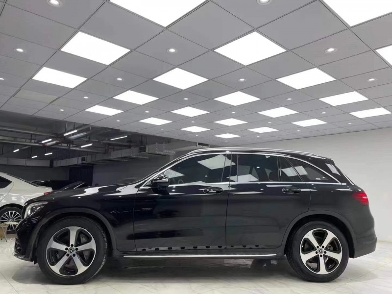 成都18年奔驰GLC3