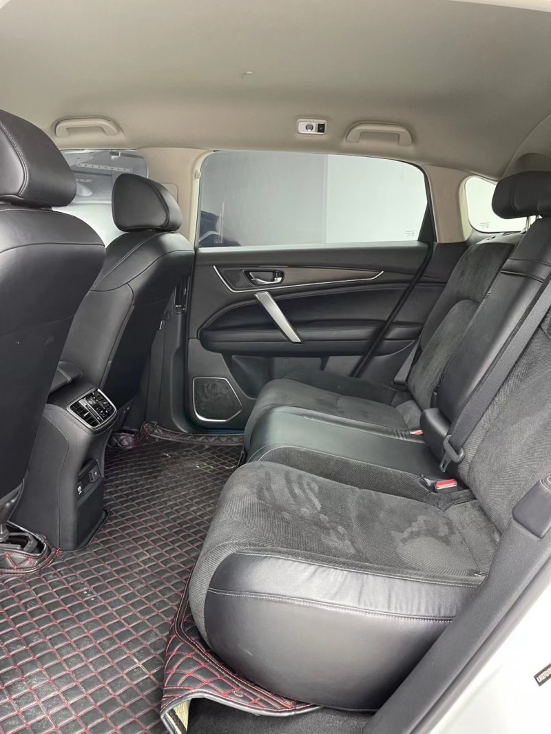 成都19年本田冠道7