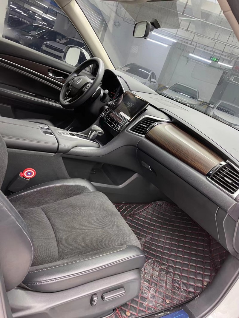 成都19年本田冠道8