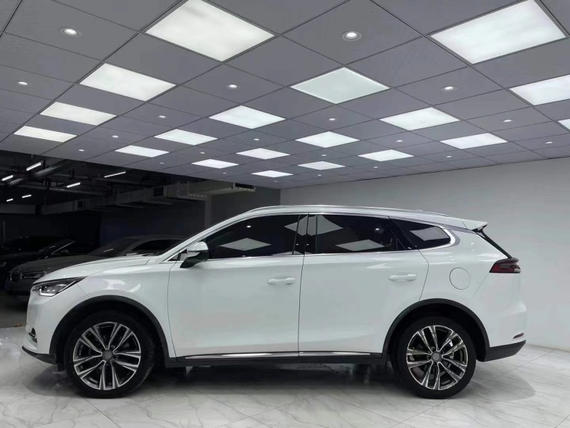 成都19年比亚迪唐3