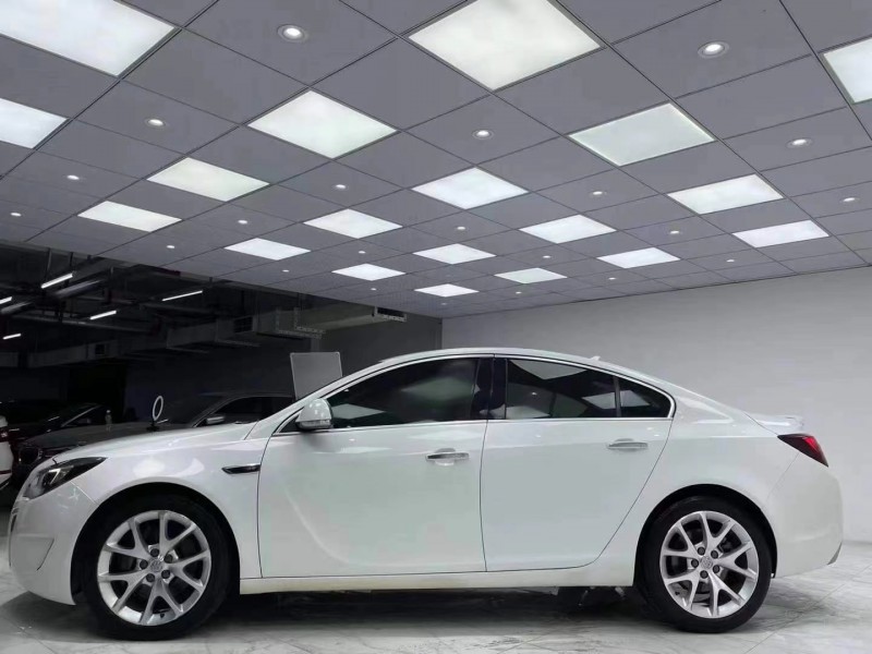 成都13年别克君威3