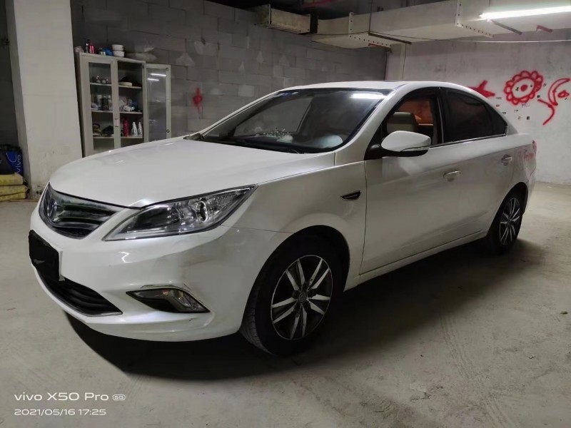 貴陽16年長安汽車逸動3